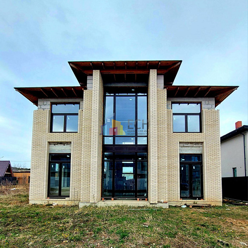 Коттеджи в Москве, купить коттедж 